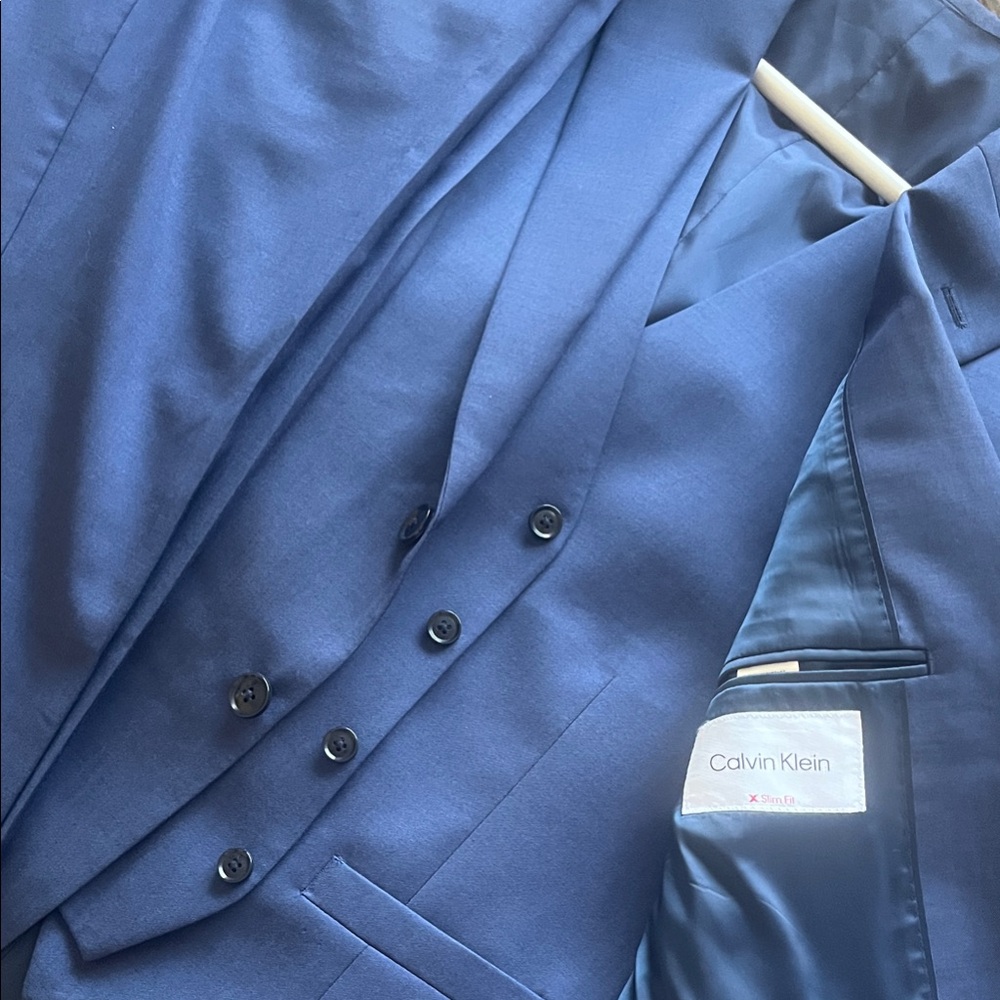 Calvin Klein Men's Navy Suit